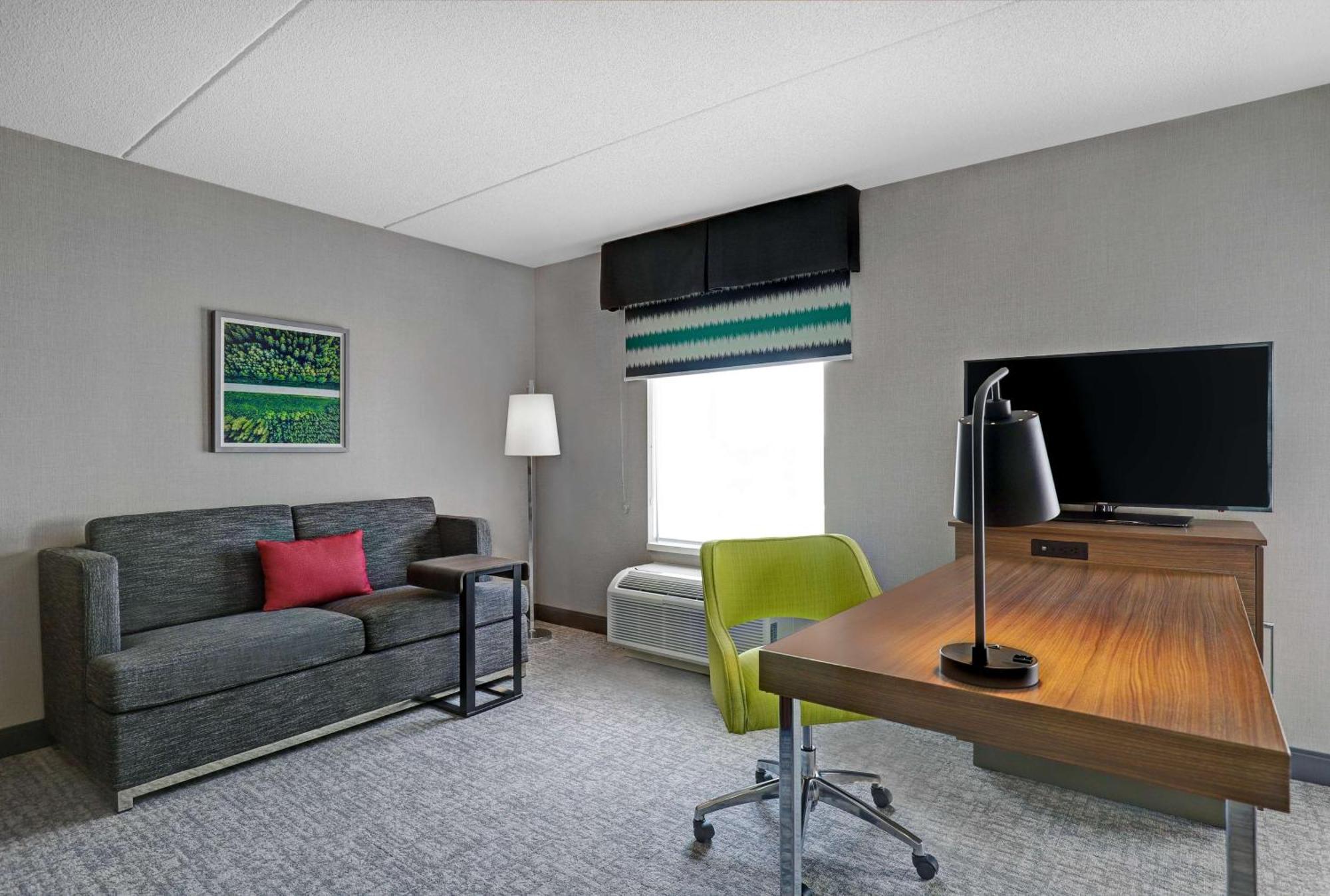 Hampton Inn & Suites ベルビル エクステリア 写真